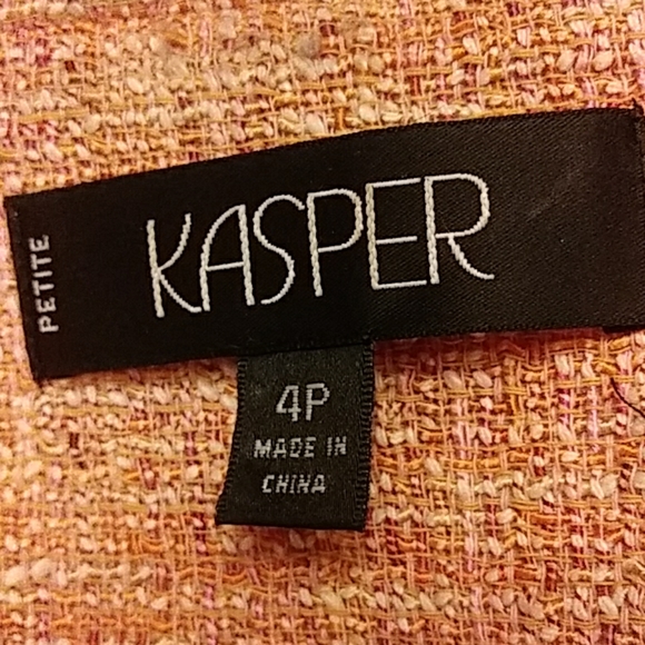 Two-piece suit - Picture 4 of 4